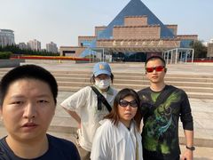 -上海市龙华烈士陵园