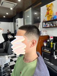 -MARTIN'S BARBER SHOP男士理发馆