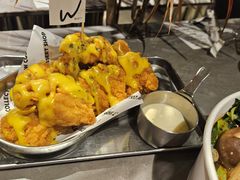-W COLLECTIVE  DESSERT SHOP