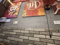 -爆炸头阿姨小四川正宗川味小吃(无任何分店)