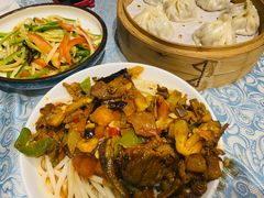 -巴扎美食·新疆菜·西域歌舞表演餐厅(新疆大厦店)