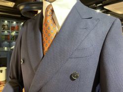 -BRANS PORO布朗斯伯勒西装高级定制·瑞璞西装(金陵店)