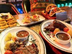 -Famous肥猫墨西哥音乐餐吧(五棵松华熙LIVE店)