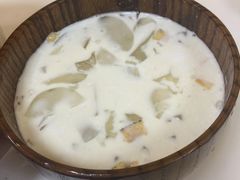 -志龙皇冠吃货椰子铺