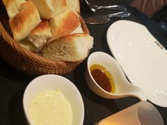 -Efes Turkish & Mediterranean Cuisine 艾菲斯餐厅(陆家嘴店)