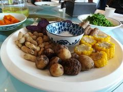 -翠山·映月湖景餐厅(映月湖公园店)