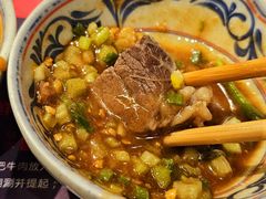 -牛村来人潮汕牛肉火锅(西单店)