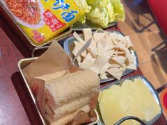 -沙胆彪炭炉牛杂煲(成都玉林店)