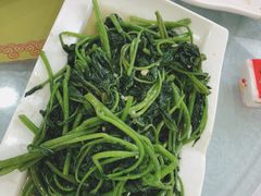 蒜炒番薯叶-珠江餐厅