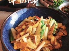 -半山腰·云南菜(侨福芳草地店)