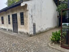 -上海市龙华烈士陵园