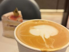 拿铁咖啡-KNOTKNOT珞珞·日式甜品(K11店)