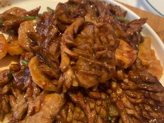 爆炒腰花-闫府私房菜·百年鲁菜(恒隆店)