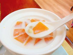 -燕庭·纯燕窝·甜品下午茶(南京西路店)