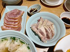 金陵板鸭-苏堂阳春面•九年庆(北京路天河城店)