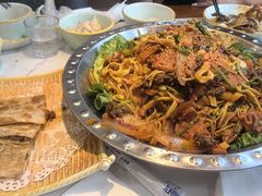-乡土黄·鲜牛肉火锅·小龙虾(兴业街店)