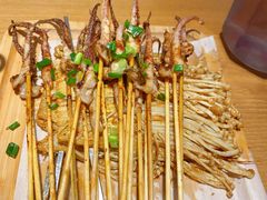 -三顾烤庐·烤鱼·烧烤·龙虾(奉贤店)