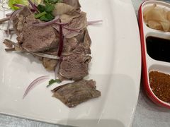 -马尔龙新疆饭店·清真(瑞景店)