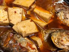 黄鱼烧豆腐-陈记农家挂炉烤肉(雁南一路店)