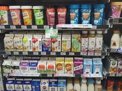 -全家便利店(襄阳南路店)