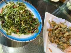 炸花椒芽儿-华盛园卷子王农家菜水库鱼