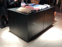 -Acne Studios(芮欧百货店)