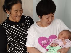 -爱月宝月嫂·育儿嫂