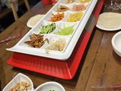 -鸿通城购物中心