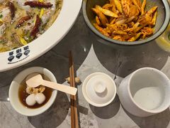 -渔语鱼新川菜Bistro(万象天地店)