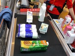 -家乐福(四元桥购物中心店)