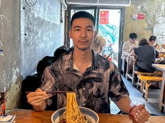 -沪西老弄堂面馆(定西路店)