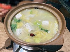 砂锅白菜豆腐-直隶安家牛肉罩饼(建华店)