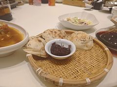 -梅花香里大酒店(郁金香路店)