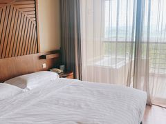 -三亚湾海居铂尔曼度假酒店