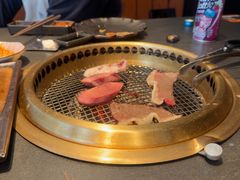 -铭牛烧肉·和牛海鲜自助(高新月牙湖店)