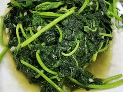 地瓜叶-姐妹临高乳猪店(海垦路店)
