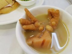 莲藕鸡脚汤（明火例汤）-文记壹心鸡(宝华路店)