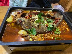 -老东镇啤酒屋海鲜加工·蒸汽海鲜·海鲜烧烤(台东店)