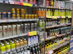 大堂-全家便利店(愚园店)