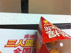 -肯德基(汤逊湖店)