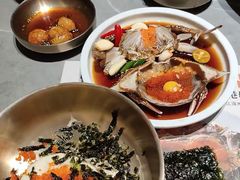 -草家酱蟹炭火烤肉店(珲春南路一店)