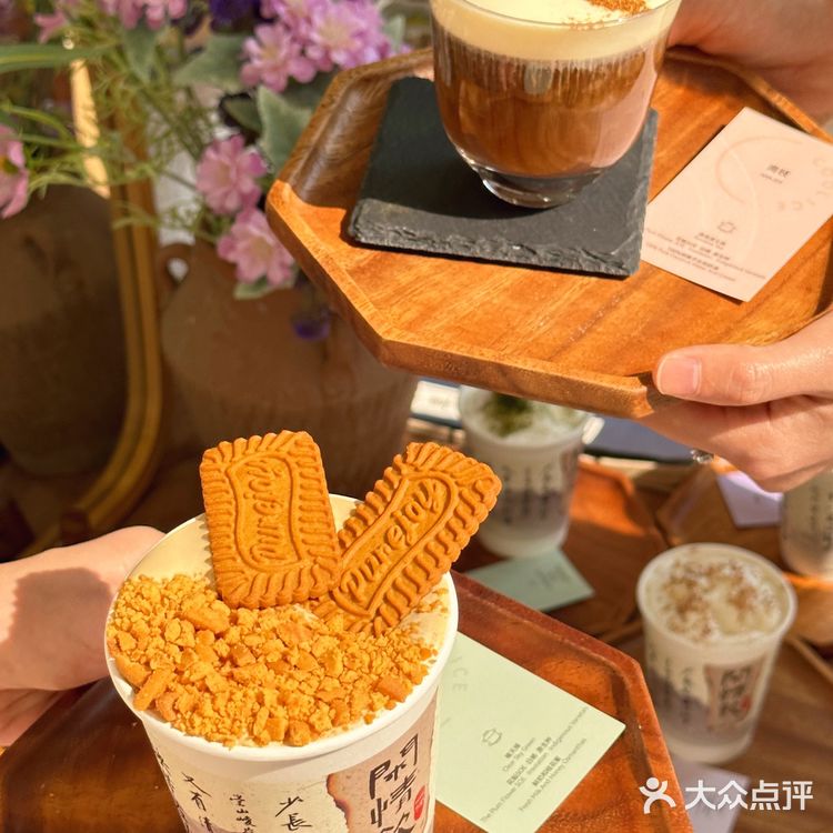 被花花包围的浪漫下午茶 佛山的莫奈花园💐