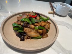 -渔语鱼酸菜鱼新川菜(来福士店)