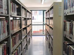 -上海市静安区图书馆(新闸路馆)