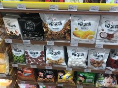 -全家便利店(申江路站店)