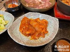 -臻牛烤肉
