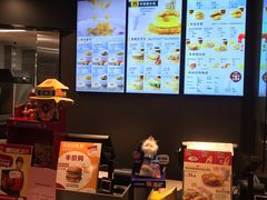 -麦当劳(华融店)