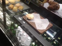 -星巴克臻选(盐城金鹰聚龙湖店)