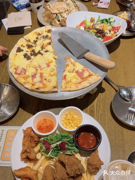 机器人火炉披萨(爱琴海店)图片