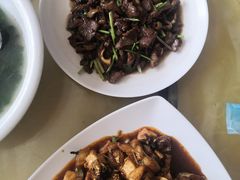 -鸿福饭店(香山大道店)